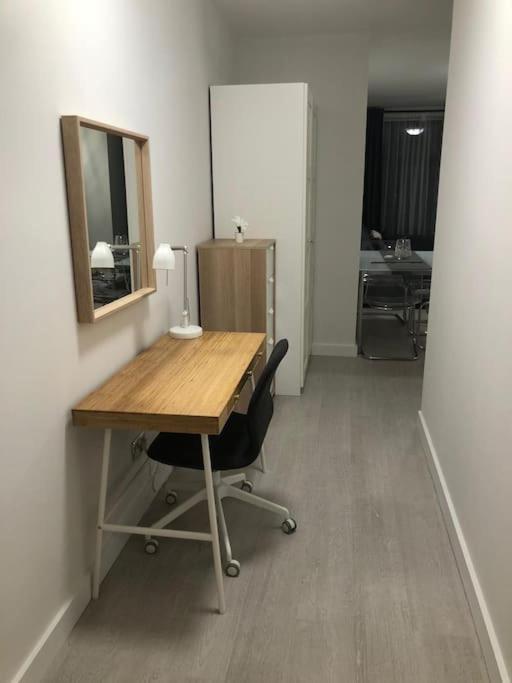 Stunning Apartment In Leeds- Financial District リーズ エクステリア 写真