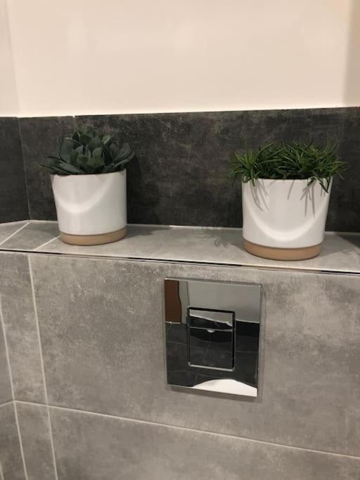Stunning Apartment In Leeds- Financial District リーズ エクステリア 写真