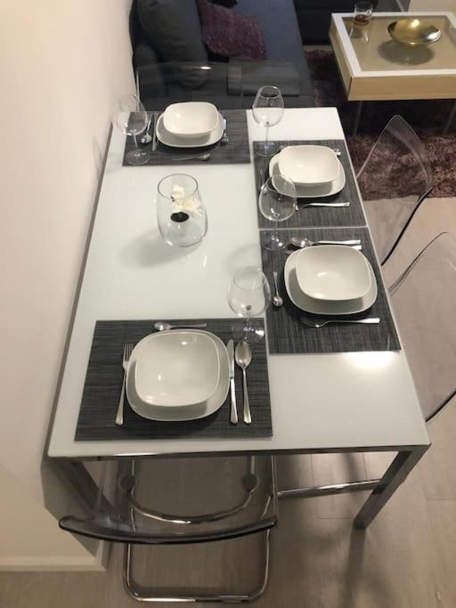 Stunning Apartment In Leeds- Financial District リーズ エクステリア 写真