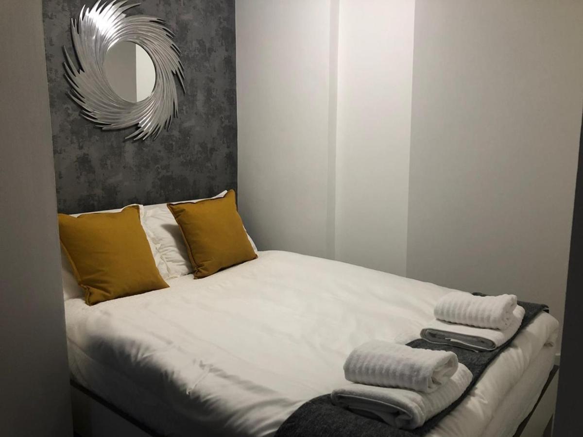 Stunning Apartment In Leeds- Financial District リーズ エクステリア 写真
