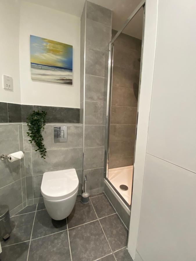 Stunning Apartment In Leeds- Financial District リーズ エクステリア 写真