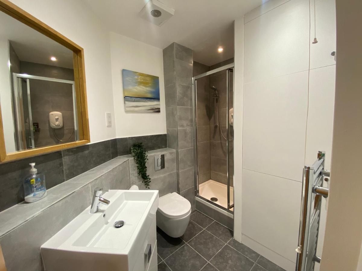 Stunning Apartment In Leeds- Financial District リーズ エクステリア 写真