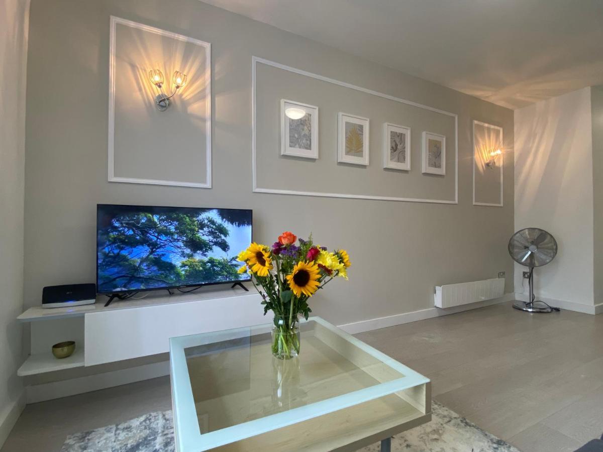 Stunning Apartment In Leeds- Financial District リーズ エクステリア 写真